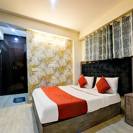Majestic Plaza B & B At Airport-2