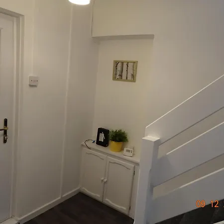 Romney House Rooms-3