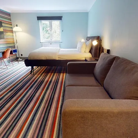 Village Hotel Swindon-2