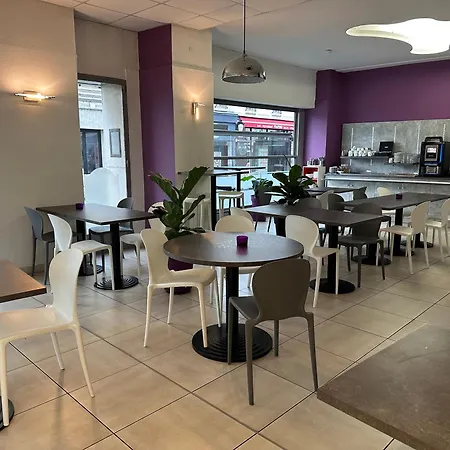 Brit Hotel Confort Nevers Centre Gare-2