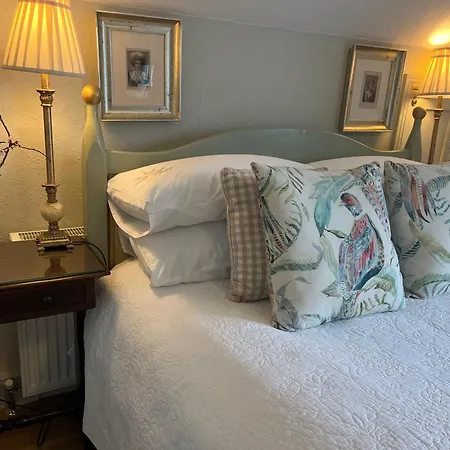 The Artist Residence Dublin Boutique B&B-3