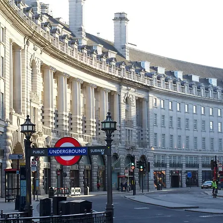 Zedwell Capsule Hotel Piccadilly Circus-3