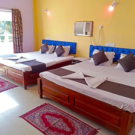 Star Inn Beachfront Resort-3