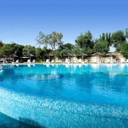 Basilica Holiday Resort Apts-2