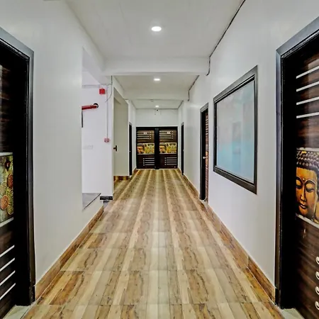 Hotel Grand King-3