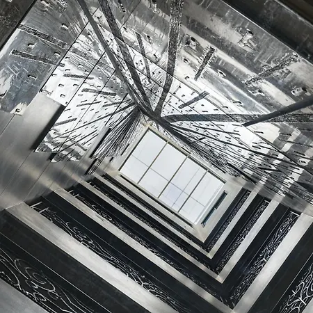 Skye Hotel Bangkok-2