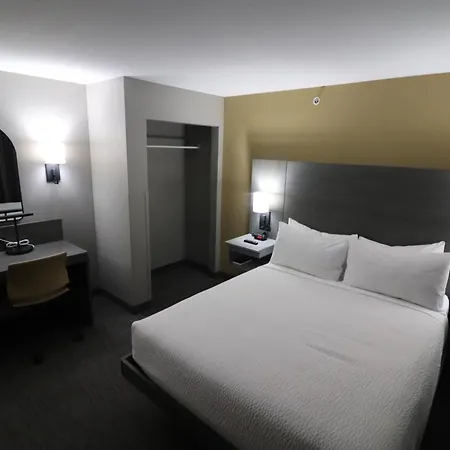 Days Inn By Wyndham Stony Plain-3