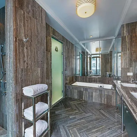 St Regis Residence-2