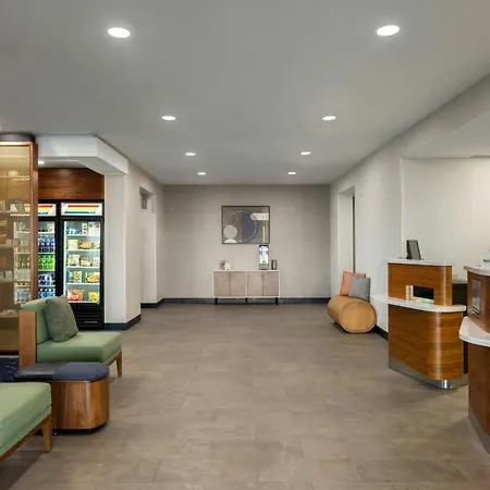 Courtyard By Marriott Kokomo-2