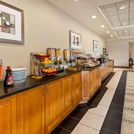 Wingate By Wyndham Calgary South-2