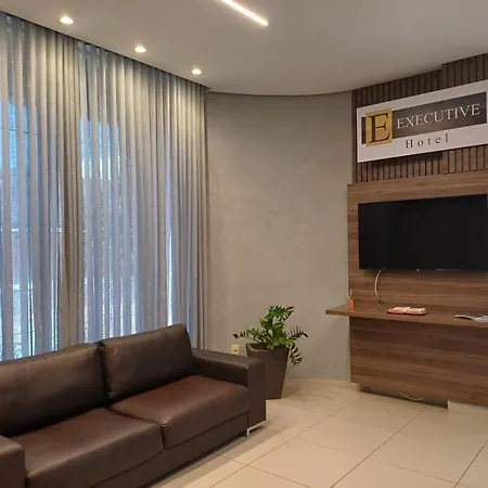 Executive Hotel Mt-3