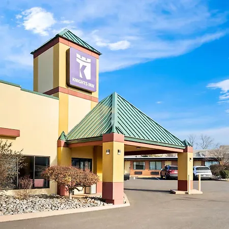 Knights Inn Montgomeryville-3