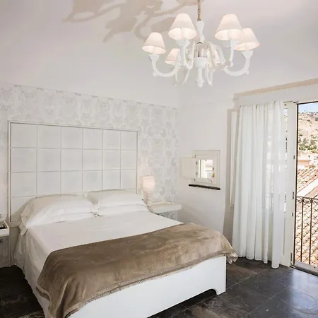 Palazzo Conti Camere & Suites-2