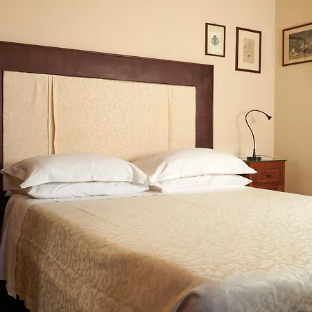 Palm Gallery Hotel-2