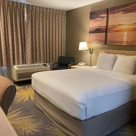 Days Inn By Wyndham Seatac Airport-2