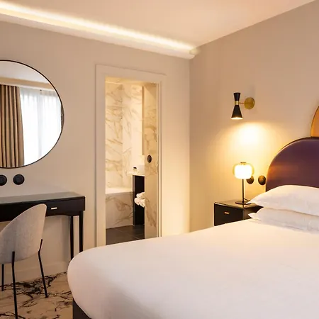 Hotel Mondial-2