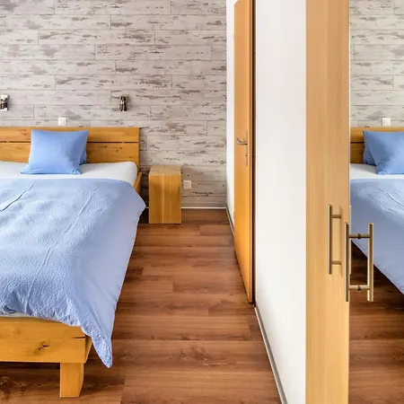 Hotel Alpha-2