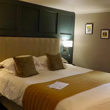 Selkirk Arms Hotel-2
