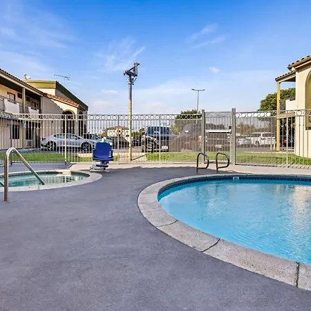 Rodeway Inn Santa Ana - Garden Grove-3
