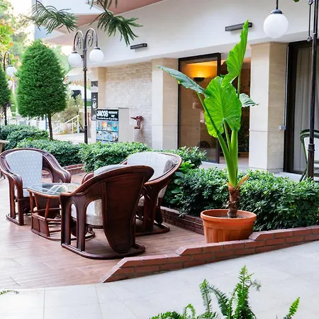 Hotel Aqua-3