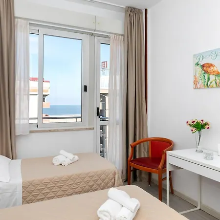 Hotel La Perla Rimini-2