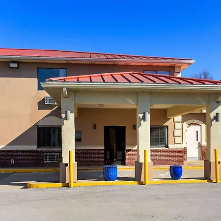 Super 8 By Wyndham Elizabethtown-3
