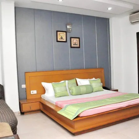 Hotel Blue Bell - Karol Bagh New Delhi-3