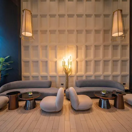 Serenity Queen Hotel-3