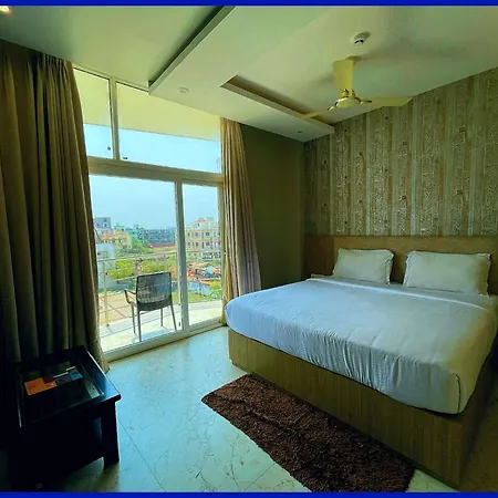 Sea View Tbs - Prime Location And Luxuary Rooms - Hygiene & Spacious Room - With Wifi- Restaurant- Lift- And- Parking - Best Luxuary Hotel In Puri-3