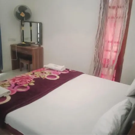 Holiday Aapke Liye Water Fall Hotel-2