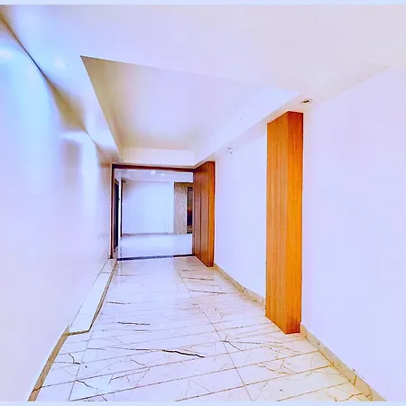 Premium Hotel Ujjain - G A R I M A - Near Mahakal Temple And Rivar - Railway Station - Hygiene & Spacious Room - With Wifi- And Parking Facilities - Best Hotel In Ujjain-3
