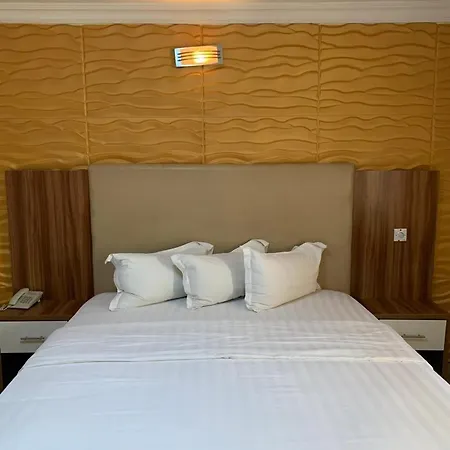 Royal Marquis Hotel-3