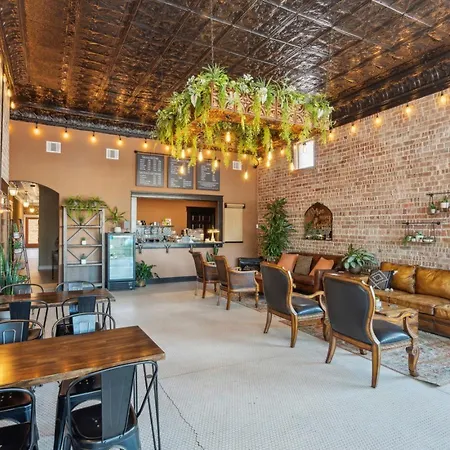 The Eastland Historic Hotel- Hondo Room-2
