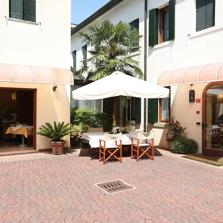Hotel Cris-3