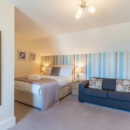 Rooms At The Highcliffe-3