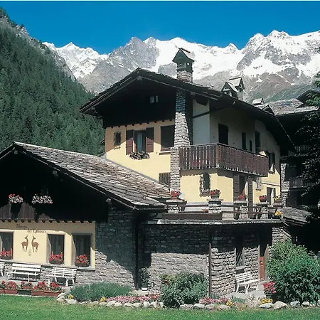 Hotel Dei Camosci-3