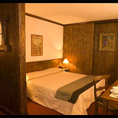 Hotel Dei Camosci-2
