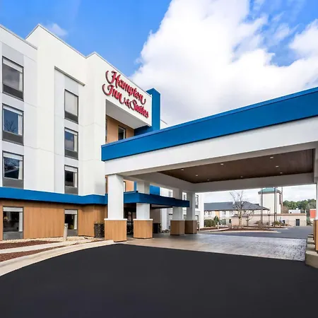 Hampton Inn & Suites Wilson I-95-2