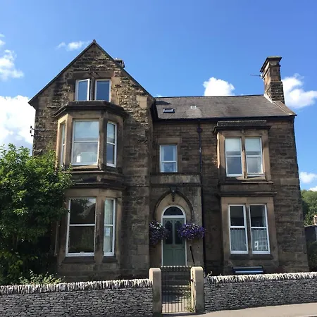 Avenue House-2