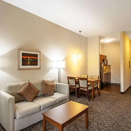 Mainstay Suites Madison - Monona-2