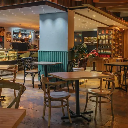 Cafe Hotel Medellin-2