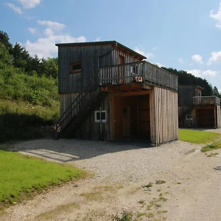 Bungalows am Sonnencamping Albstadt - oberhalb Badkap-2
