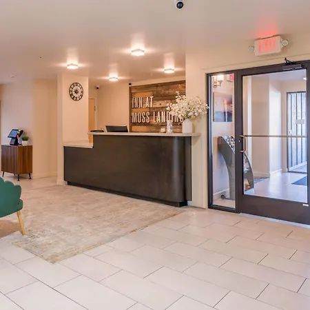 Inn At Moss Landing Point-3