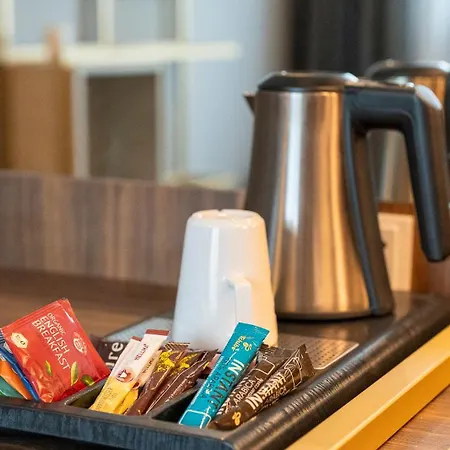Plaza Premium Munchen-3