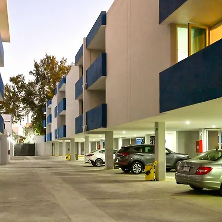 Vista Express Guadalajara Expo SureStay Collection by BW-3