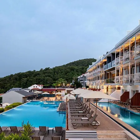 Ramada by Wyndham Fethiye Oludeniz-2