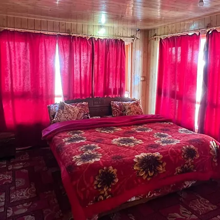 New Snow View Resort Pahalgam-3