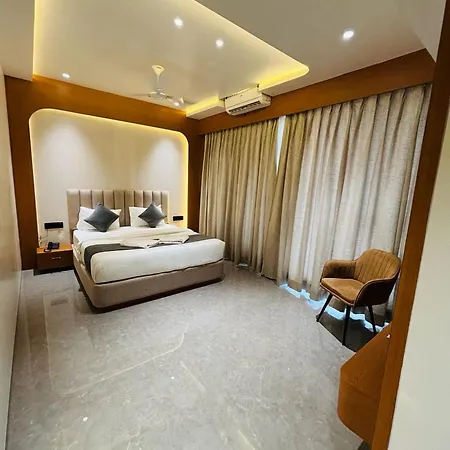 Hotel Royal Retreat-2