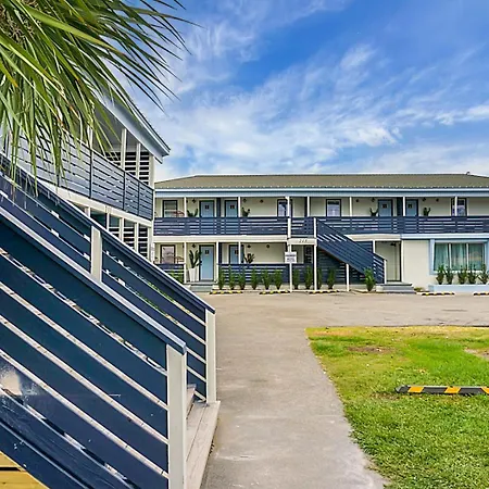 Carolina Beach Motel-3