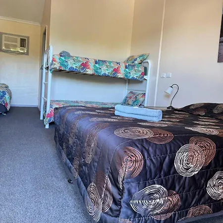 Wentworth Central Motor Inn-3